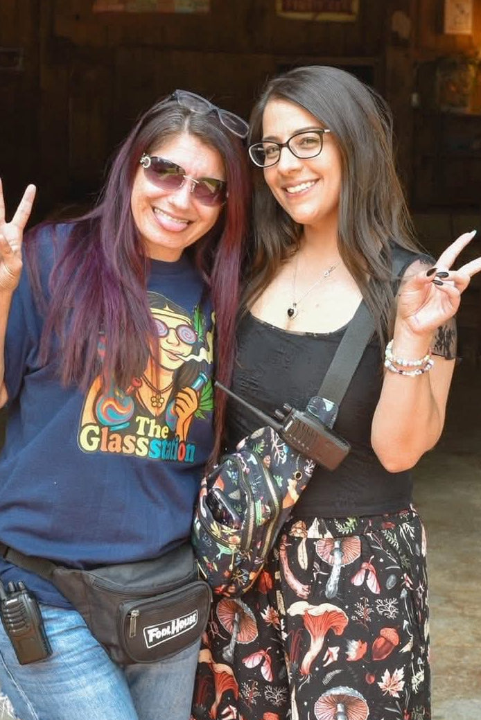 Hippie Nicole